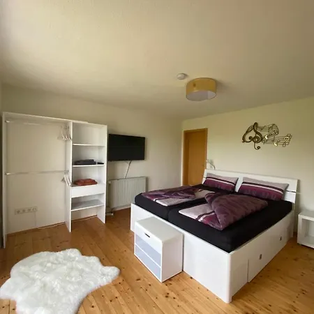 Limes Am Kocher Apartament *