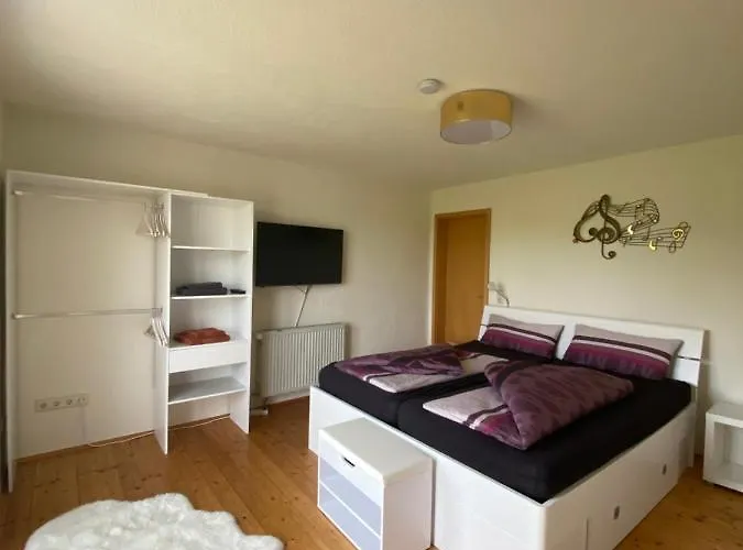 Limes Am Kocher Lägenhet *